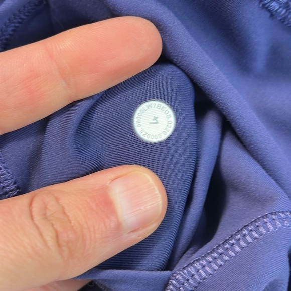 Lululemon Invigorate High-Rise Short 10" Midnight Orchid - Picture 5 of 6